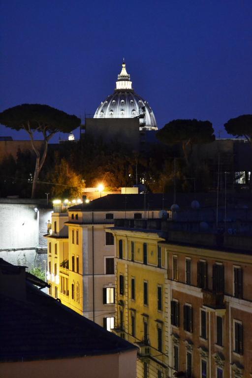 Notti Al Vaticano * Roma